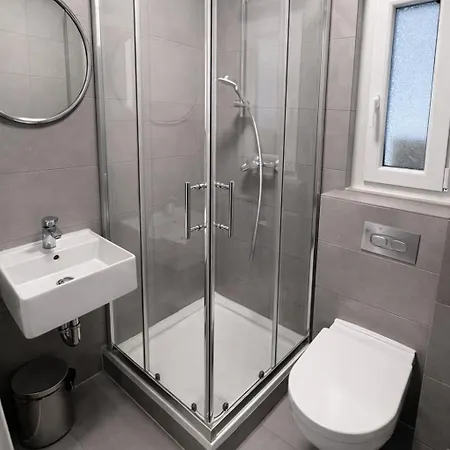 Frankfurt Airport Family House * Mörfelden-Walldorf